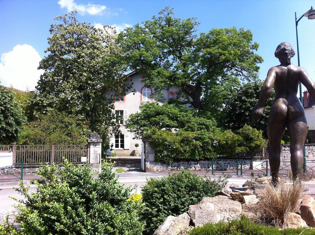 Le Clos De La Muse Сен-Жуниен Екстериор снимка